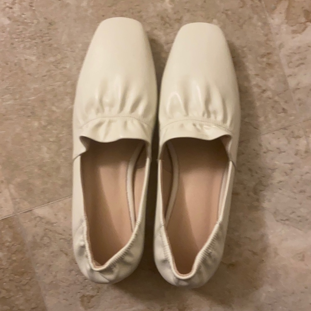 Leather white loafers eu37.5-38